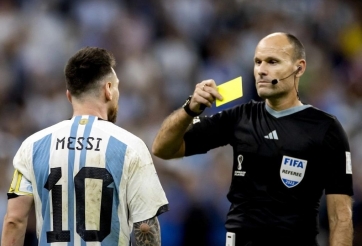 Liên tục dính bê bối, trọng tài Mateu Lahoz nhận án phạt thích đáng