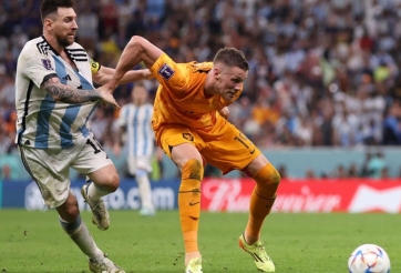 Bí tiền đạo cắm, MU tính gây sốc với 'sát thủ' suýt khiến Messi ôm hận