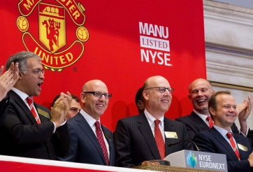 Nhà Glazer tung động thái lạ chưa từng có, ấn định thời điểm MU đổi chủ