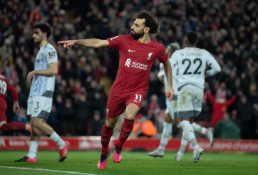 Hạ đẹp Wolves, Liverpool thổi lửa vào cuộc đua top 4 Premier League