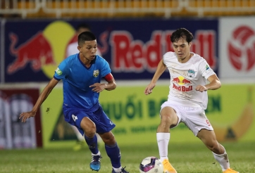 Nhà vô địch Thai League: 'Kiatisak quá chủ quan nên suýt ôm hận'