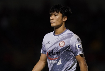 Vừa trở lại sau 5 tháng, Bùi Tiến Dũng nhận 'tin sét đánh' từ BHL TP.HCM