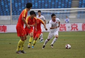 ĐT Trung Quốc dính 'đòn đau' trước thềm trận gặp ĐT Việt Nam