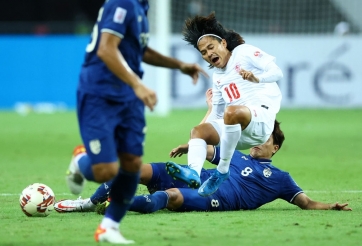 NÓNG: Một HLV tại AFF Cup bất ngờ tố cáo trận thắng của Thái Lan 'có mùi'