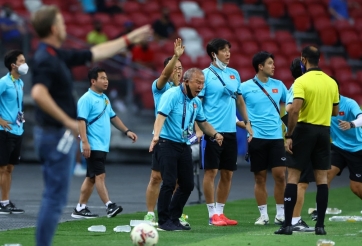 NÓNG: VFF 'vào cuộc' vụ trọng tài xử ép trắng trợn ĐT Việt Nam trước Thái Lan