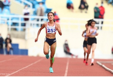 Vượt mặt ĐKVĐ SEA Games, Phạm Thị Hồng Lệ thống trị đường đua 10.000m nữ