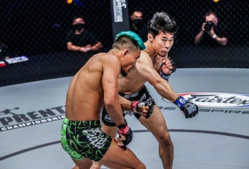 Tung cú đấm thép, võ sĩ MMA Hàn Quốc hạ gục cao thủ Muay Thái trong 18 giây