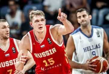 Bóng rổ Nga bị cấm thi đấu quốc tế, trọng tài cũng bị 'vạ lây'