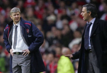 Wenger và Mourinho nhận định về cuộc đua vô địch NHA