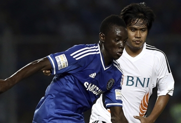 Chelsea gửi sao trẻ Traore sang Hà Lan học việc