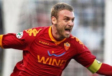 ''Cảm ơn Chúa vì tôi không tới Man Utd''