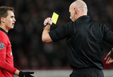 Cầu thủ Man Utd ăn vạ nhiều nhất tại Premier League 2013/14