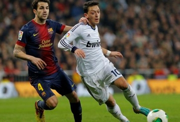 Fabregas mượn Ozil để thổ lộ tình yêu với Arsenal