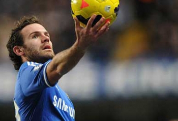 Lý do Mata bị Mourinho 'hắt hủi'