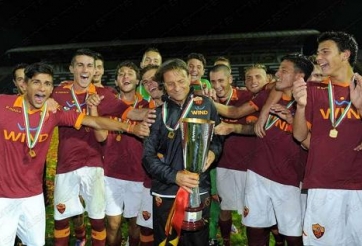 Những điều chưa biết về người đánh bại U19 Việt Nam