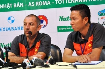 HLV Guillaume: Mục tiêu của U19 Việt Nam là VCK U19 châu Á 2014