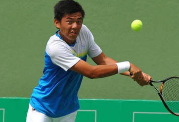 Đánh bại tay vợt Mỹ, Lý Hoàng Nam vào vòng 3 giải Coffee Bowl