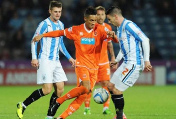 Arsenal nhắm sao Blackpool thay Walcott