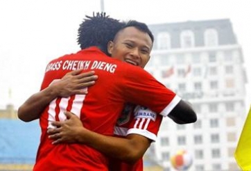 Hà Nội T&T 4-2 B.Bình Dương: Ngoại binh giúp ĐKVĐ thắng đậm