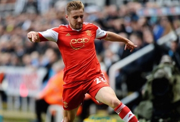 Man City sẵn sàng tạo ‘bom tấn’ vì Luke Shaw