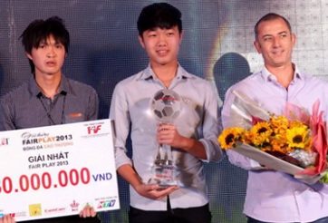 U19 Việt Nam xuất sắc giành giải Fair Play 2013