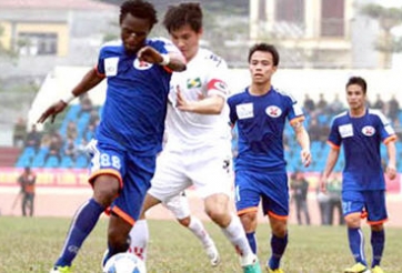 Công Vinh và 'gánh nặng' băng đội trưởng