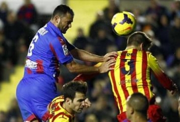 Sau vòng 20 La Liga: Gót Achilles của Barca
