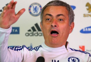 HLV Mourinho “xát thêm muối” vào nỗi đau của Man Utd