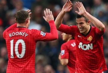 Man United đón Rooney và Persie trở lại