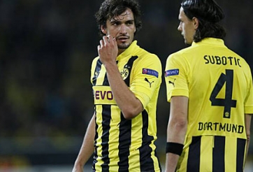 Klopp muốn tăng viện cho tuyến phòng ngự