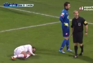 Video bóng đá: Tình huống dẫn đến chấn thương của Falcao