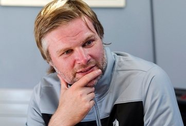 HLV Coventry muốn gây sốc trước Arsenal