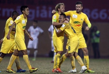 Thanh Hóa lại được treo “doping” lớn trước đại chiến với SLNA