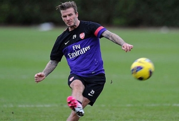 Video bóng đá: Những siêu phẩm đá phạt của Beckham trong 10 năm qua