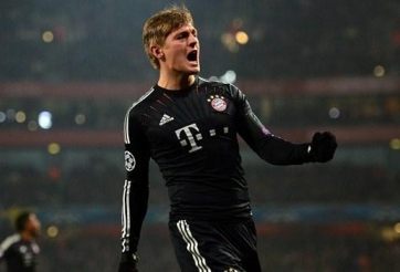 Bất đồng lương lậu, Kroos chủ động đến với M.U?