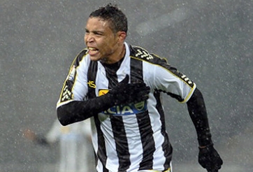 Muriel tỏa sáng, Udinese đánh bại Fiorentina