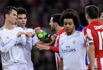 Ronaldo bị treo giò ba trận