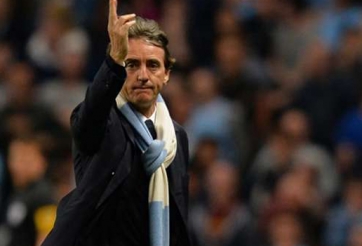 HLV Mancini: Man City có những kẻ Judas