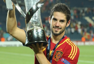 David Moyes tính làm mới hàng tiền vệ bằng Isco