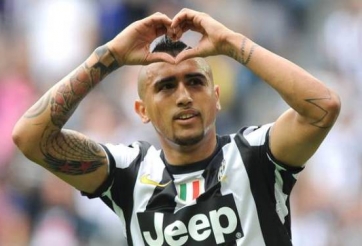 Tăng lương kỷ lục cho Vidal, Juventus thách thức MU