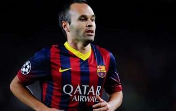 Iniesta: Arsenal chơi thứ bóng đá hấp dẫn nhất nước Anh