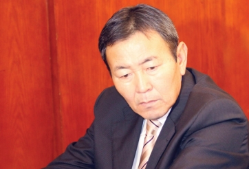 Trưởng giải người Nhật chính thức bắt đầu công việc ở V-League