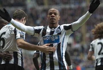 Rộ tin Arsenal đạt được thỏa thuận cá nhân với Remy