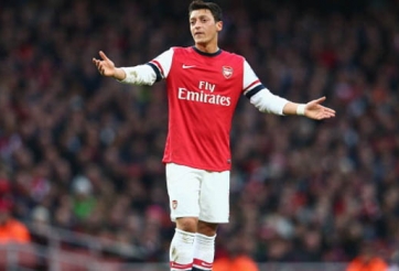 Huyền thoại bóng đá Đức tiết lộ lý do sa sút của Ozil