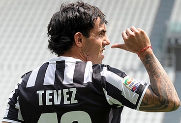 Carlos Tevez tiếp tục bị ‘ngó lơ’