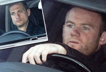 Rooney, Vidic bơ phờ trở về từ Dubai