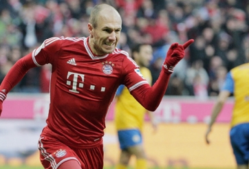 Robben bất ngờ được Bayern thưởng nóng