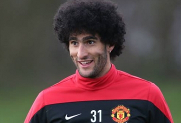 Vừa trở lại, Fellaini bị fan Man United ‘ném đá’ tới tấp