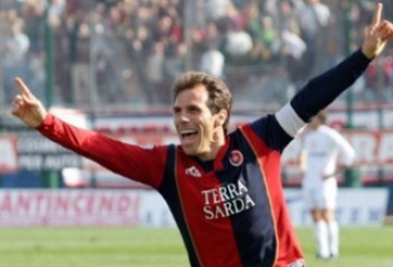 Huyền thoại Chelsea phủ nhận Cagliari