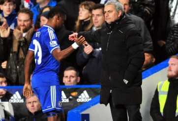 Eto'o tỏ thái độ giận dữ với phát biểu của Mourinho